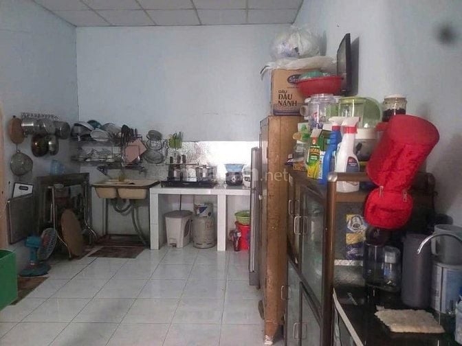 BÁN ĐẤT TẶNG NHÀ Ở TÂN HIỆP- HÓC MÔN, DT 102m2. GIÁ 750 TRIỆU, SHR
