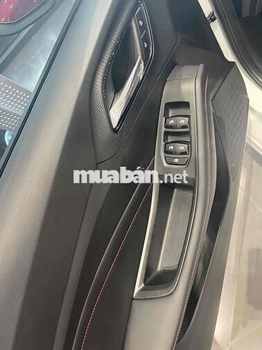 MG MG5 2024