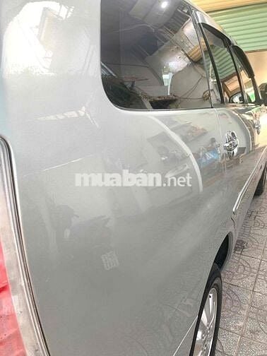 Toyota Innova 2009 G - 156 km
