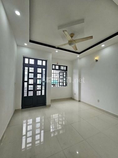 Ccg Bán nhà 1 sẹc Lê Văn Quới: 4mx16m đúc 1 trệt 2 lầu