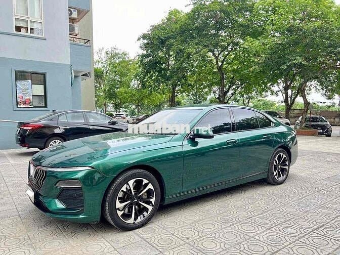 VinFast Lux A2.0 2022 A2.0 Tiêu chuẩn - 700000 km