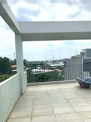  Bán nhà 3 tầng mới tinh gần Nguyễn Duy Trinh – Phú Hữu, Quận 9 
