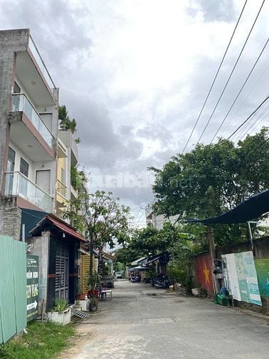  Bán nhà 3 tầng mới tinh gần Nguyễn Duy Trinh – Phú Hữu, Quận 9 