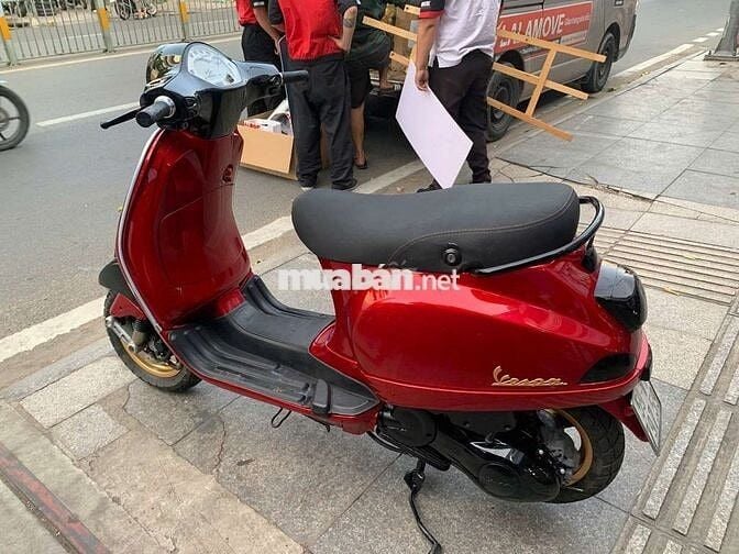 Piaggio vespa LX 3v 2014 mới 90% biển số thành phố