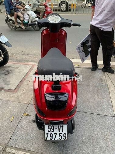 Piaggio vespa LX 3v 2014 mới 90% biển số thành phố