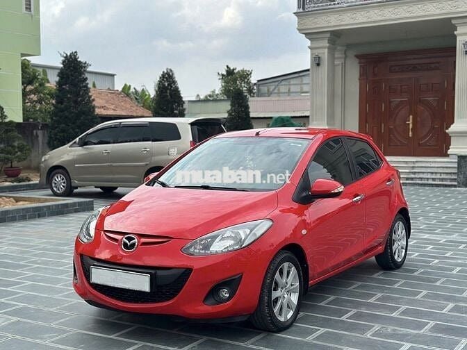 Mazda 2 2013 bản S odo 8v cực đẹp