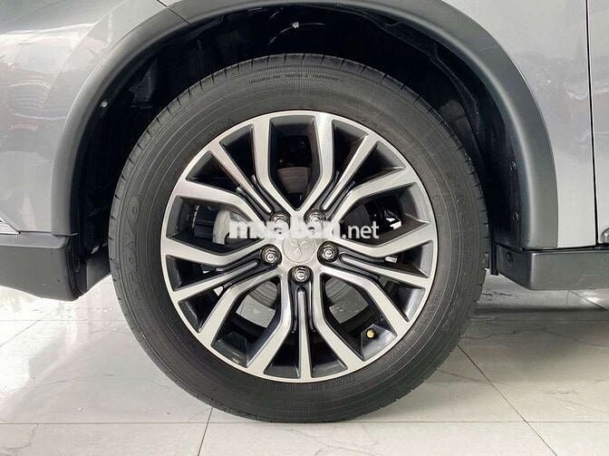 Mitsubishi Outlander CVT 2019- 3v4 biển SG một chủ