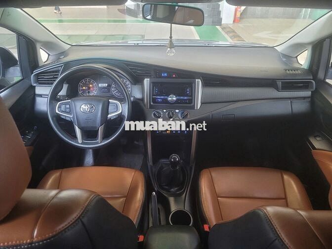 Toyota Innova E 2.0 MT 2020