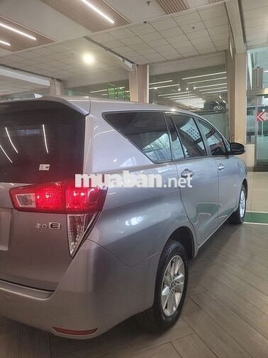 Toyota Innova E 2.0 MT 2020
