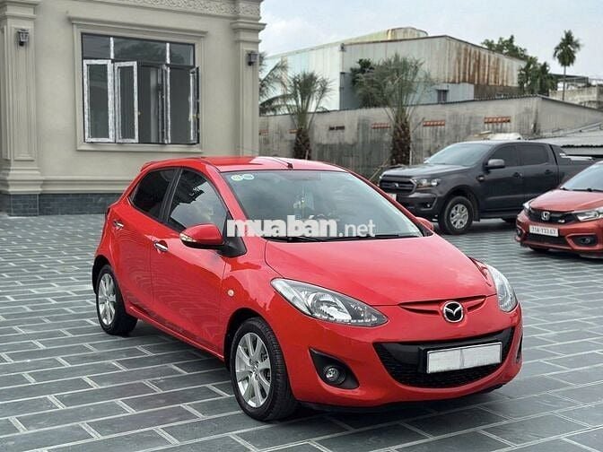 Mazda 2 2013 bản S odo 8v cực đẹp