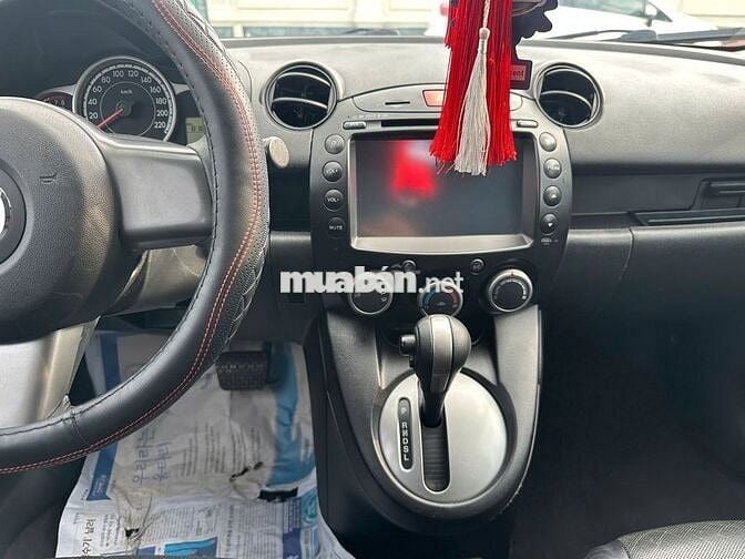 Mazda 2 2013 bản S odo 8v cực đẹp