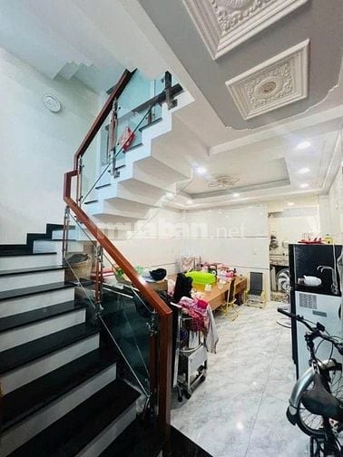 ĐỊNH CƯ ÚC, CÁCH MẶT TIỀN TRẦN HỮU TRANG 80M GIÁ 4TỶ5 T 5% THỊ TRƯỜNG 