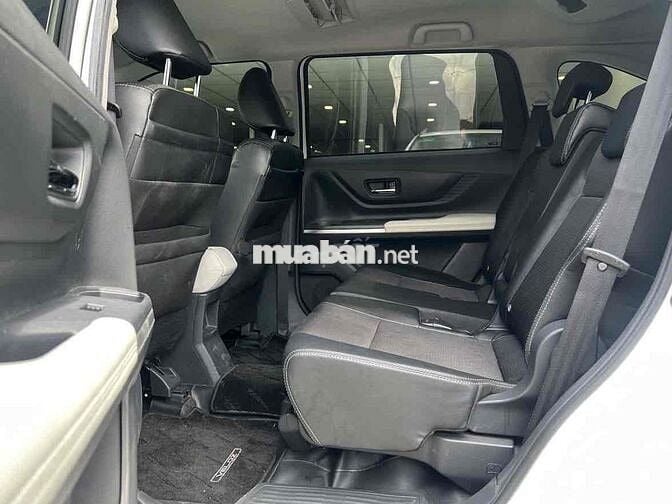 Toyota Veloz Cross Top 2023 1 Chủ