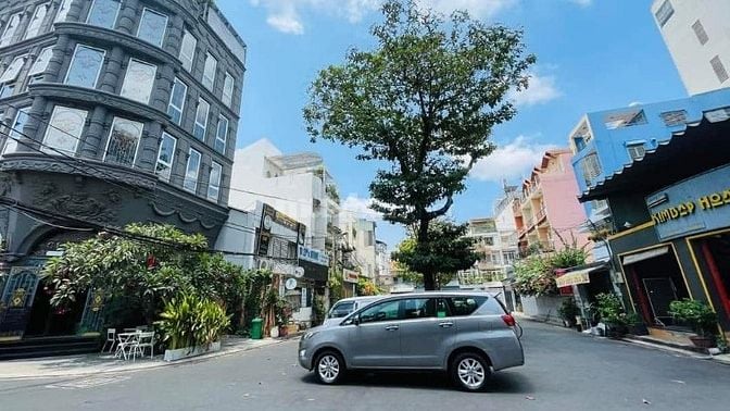 VIP LÊ VĂN SỸ 245M2 – 4 TẦNG 22 PHÒNG – TÒA NHÀ VP CHỈ 42.9 TỶ TL