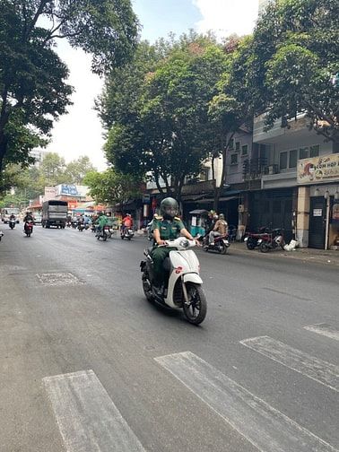 Bán nhà mặt tiền đường Phổ Quang phường 2 Quận Tân Bình