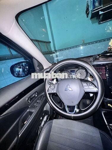 Mitsubishi Outlander 2023 2.0 CVT - 17000 km