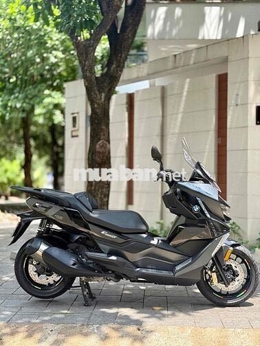 BMW C400GT bản Triple Black chạy ít