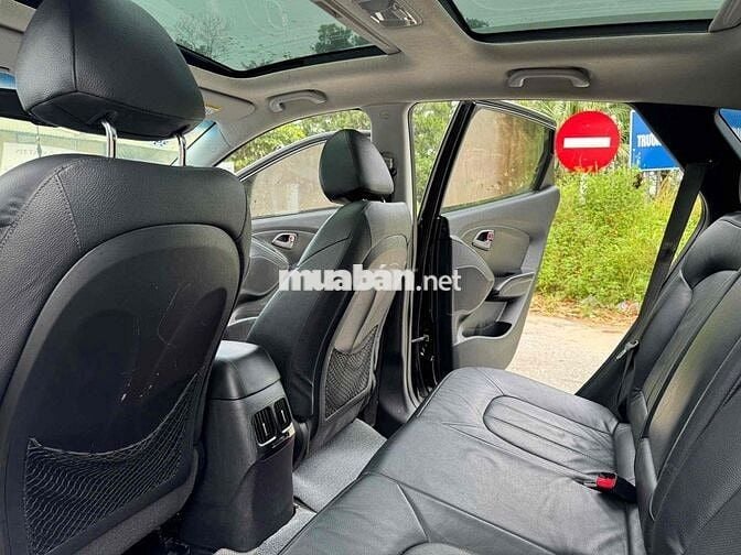 Hyundai Tucson 2013 2.0 AT 2WD - 120000 km
