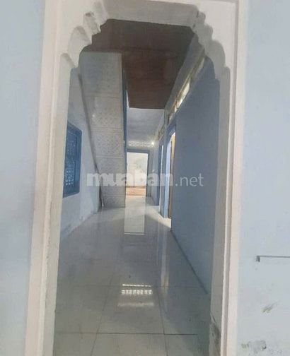 Nợ ngân hàng nên bán gấp căn nhà 192m2 ở củ chi giá 720 triệu.