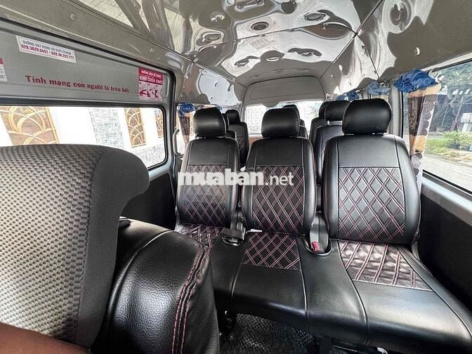 Toyota Hiace 2013 MT XĂNG 2.7 - 71000 km