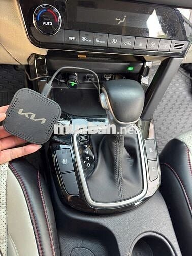 Kia Seltos 2023 Premium 1.4 AT - 29999 km