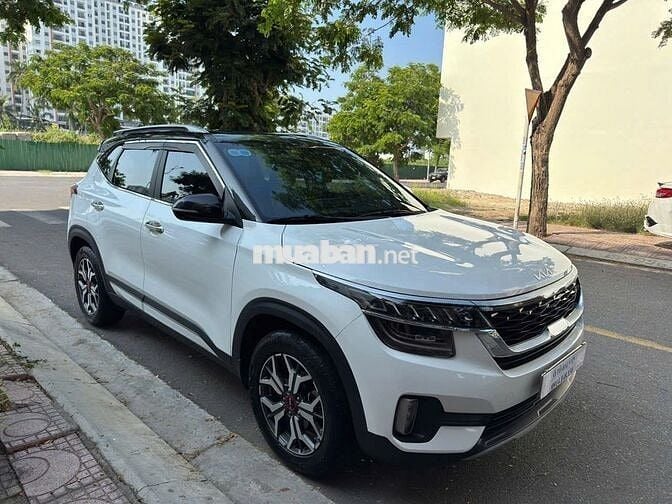 Kia Seltos 2023 Premium 1.4 AT - 29999 km
