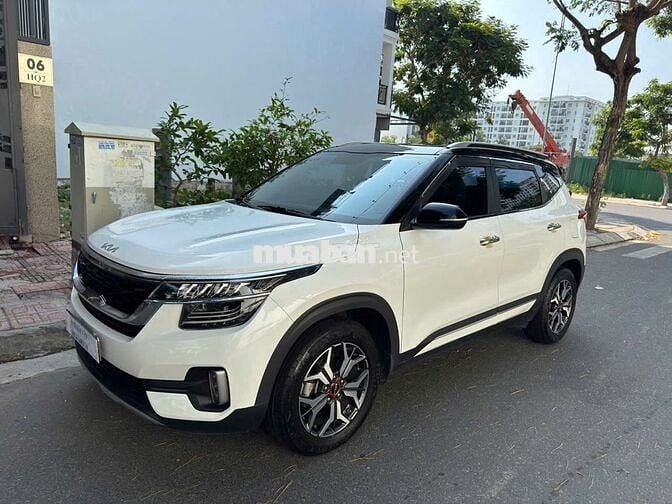 Kia Seltos 2023 Premium 1.4 AT - 29999 km
