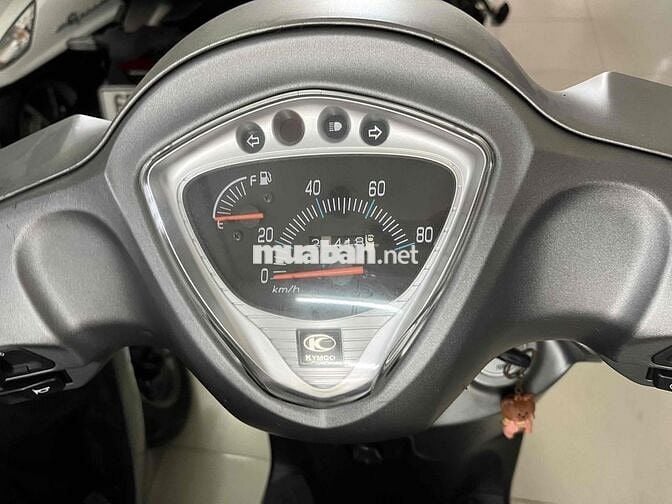 Xe tay ga Kymco like 50 màu xám