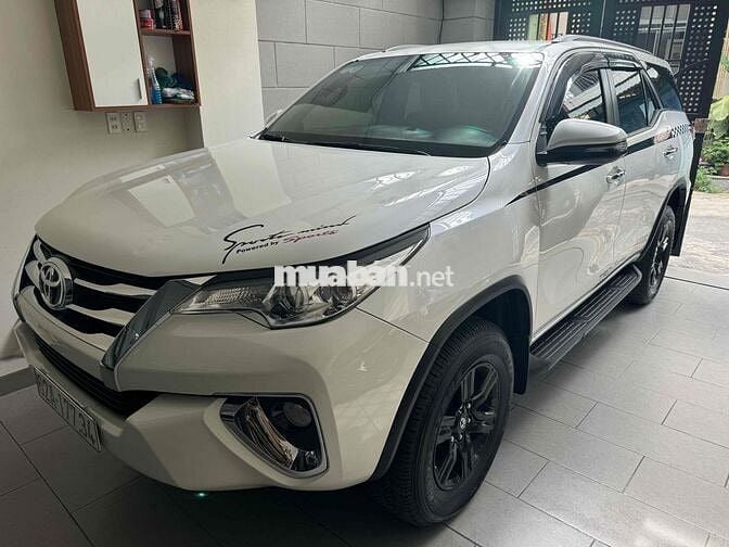 Toyota Fortuner 2020 2.4G 4x2 AT - 90000 km