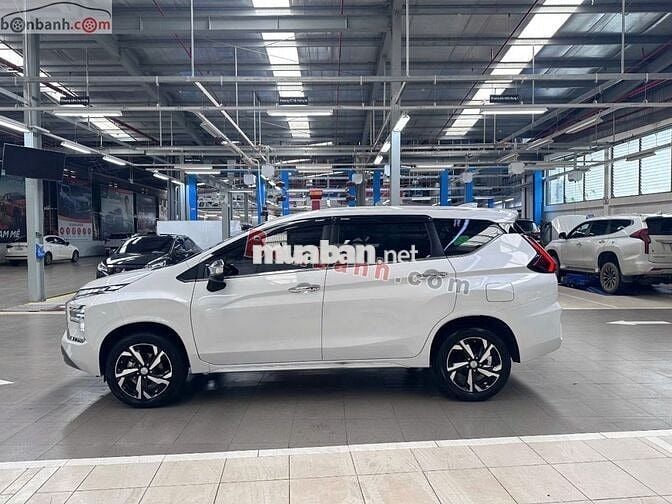 Mitsubishi Xpander Premium 2023 – Xe đẹp như mới