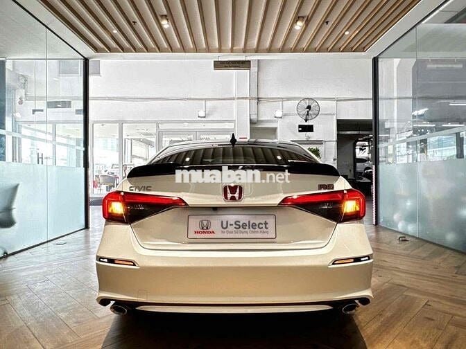 Honda Civic 2023 RS 1.5 AT - 17000 km