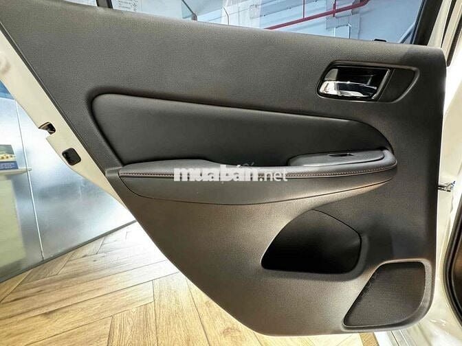 Honda City 2023 RS 1.5 AT - 21000 km