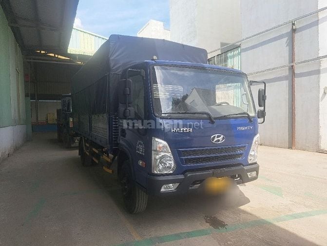 Gia đình cần bán xe tải mui phủ bạt hyundai mighty EX 8 sx 2022