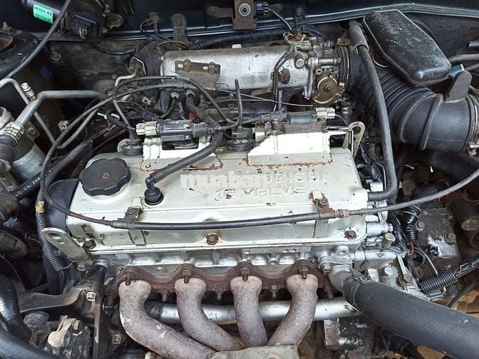 2002 GLXI 1.6 MT - 300000 km