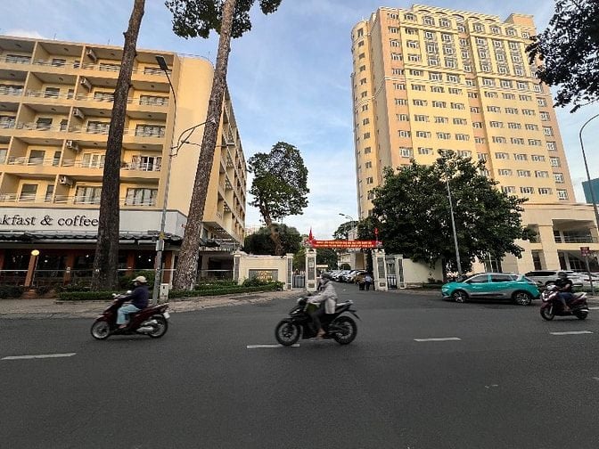 ⭐️Nhà 5 Lầu hẻm Lý Chính Thắng, P7, Q3, 7 phòng ngủ