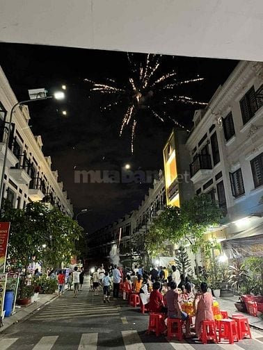 Nhà Mặt Tiền Kinh Doanh Cần Bán