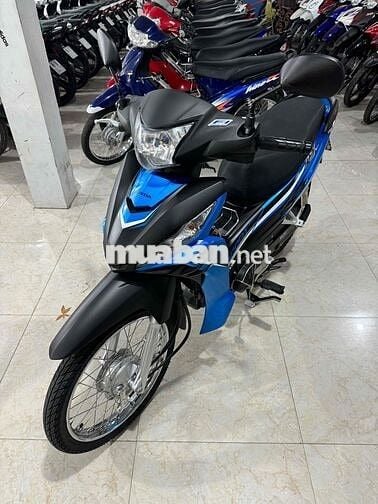 wave rsx 2022 odo:5000km