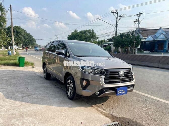 Innova 2022 2.0E odo 54 ngàn km