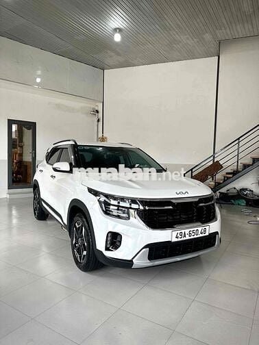 Kia Seltos 2024 1.5 Premium - 4800 km