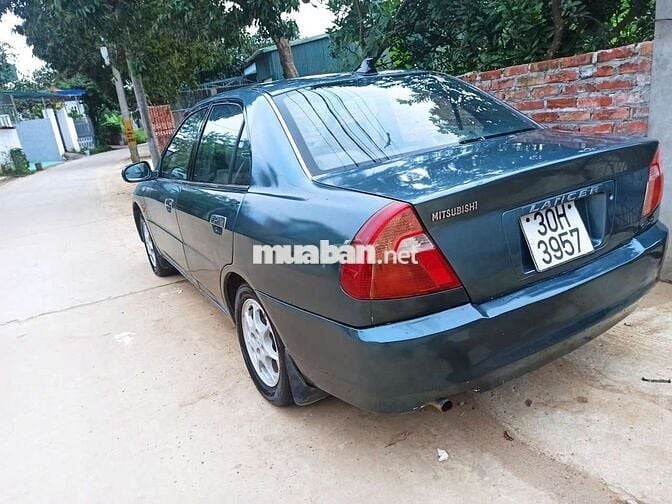 2002 GLXI 1.6 MT - 300000 km
