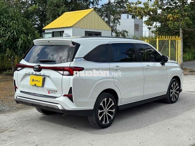 Toyota Veloz Croos Top 2022 nhập indo