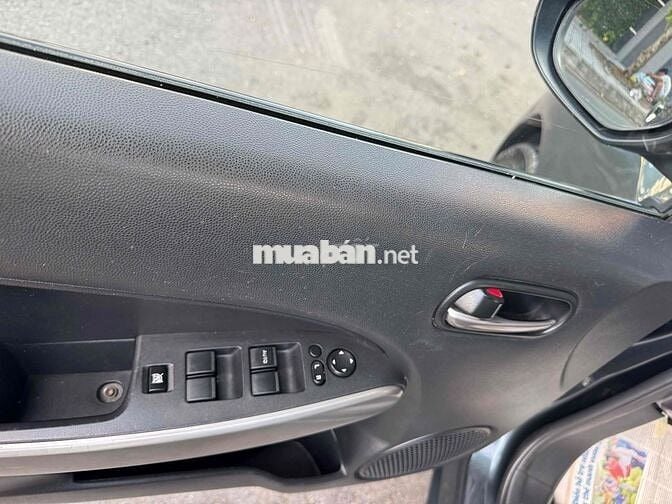 Mazda 2 2012 1.5 AT - 80000 km