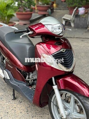 Cần bán xe nhà đi