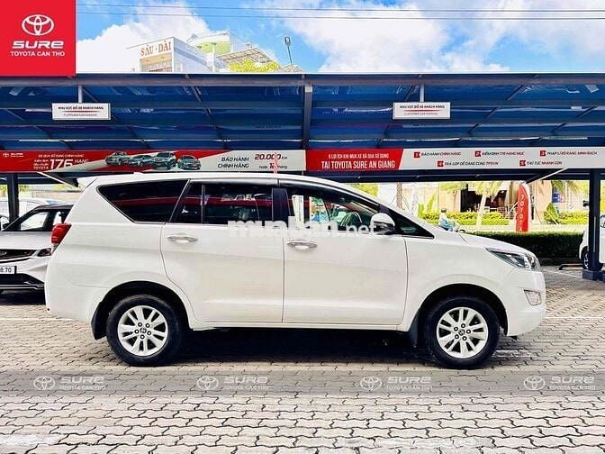 Toyota Innova 2020 2.0E - bảo hành hãng Toyota