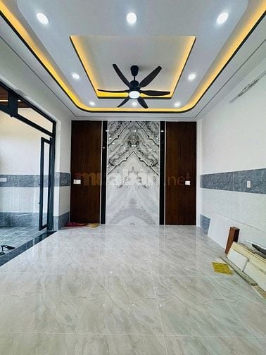 BÁN NHÀ MỚI DỌN VÀO Ở NGAY SHR 