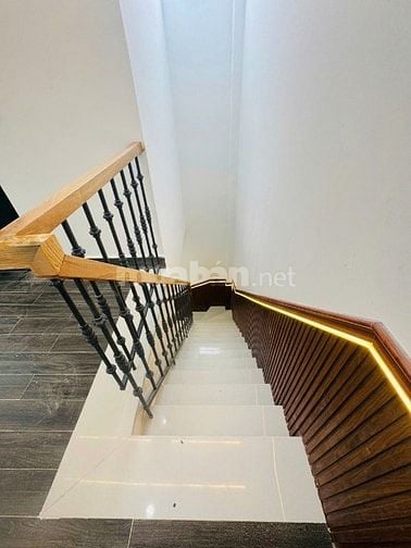 BÁN NHÀ MỚI DỌN VÀO Ở NGAY SHR 
