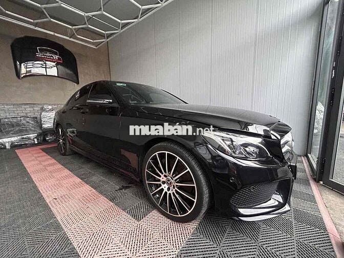 Mercedes Benz C Class 2017 C300 AMG - 32000 km