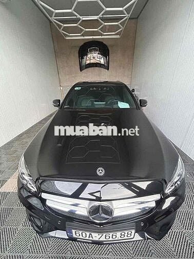 Mercedes Benz C Class 2017 C300 AMG - 32000 km
