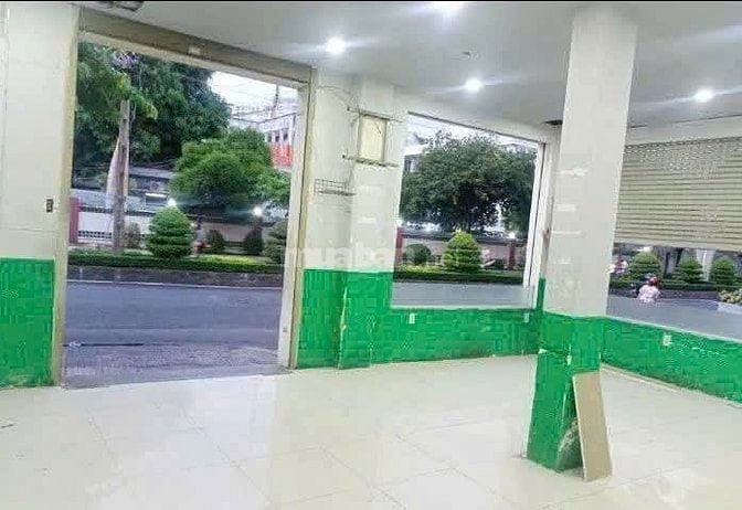 Chính chủ cho thuê căn góc 2MT 567 Bình Thới 8 x 15 đúc 4 tấm 