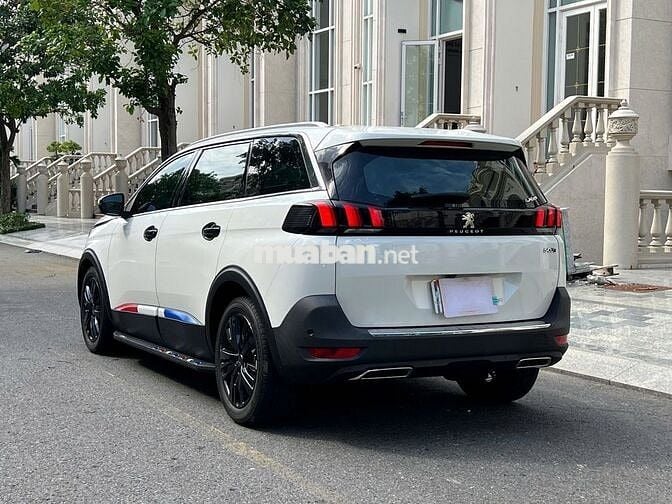 Peugeot 5008 2021 Allure trắng, full LS, có vay NH